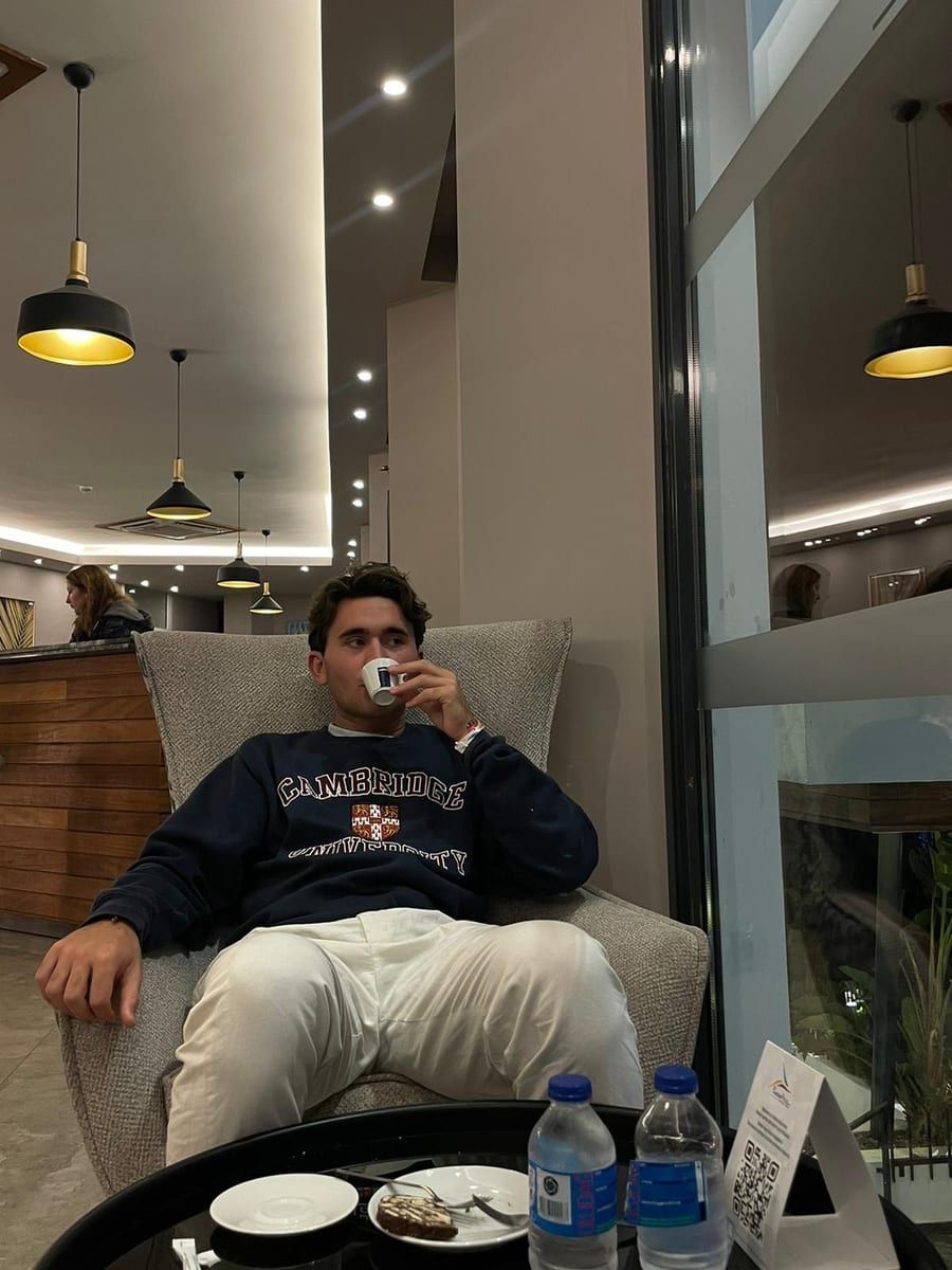 Profil de Ly